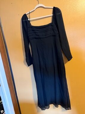 Abercrombie & Fitch Black Long-Sleeve Square Neck Midi Dress